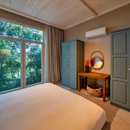 Mare - Seafront Private In Sovalye Island Villa