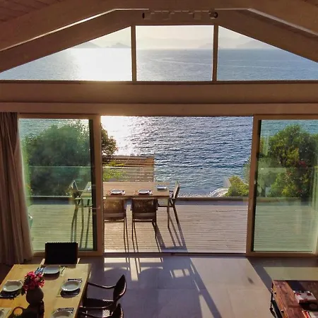 Mare - Seafront Private In Sovalye Island Villa Fethiye