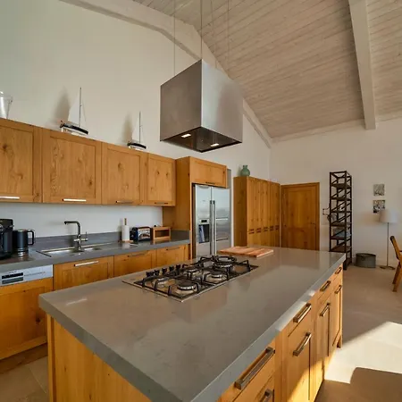 Mare - Seafront Private In Sovalye Island Villa