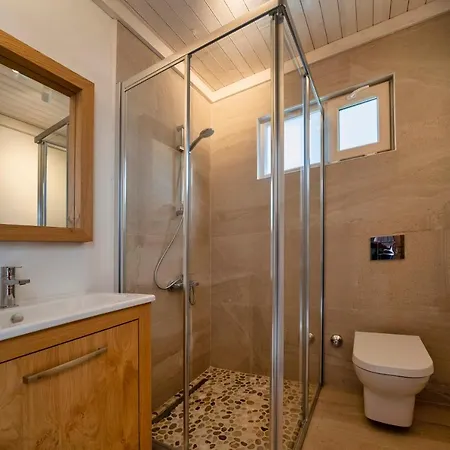Mare - Seafront Private In Sovalye Island *